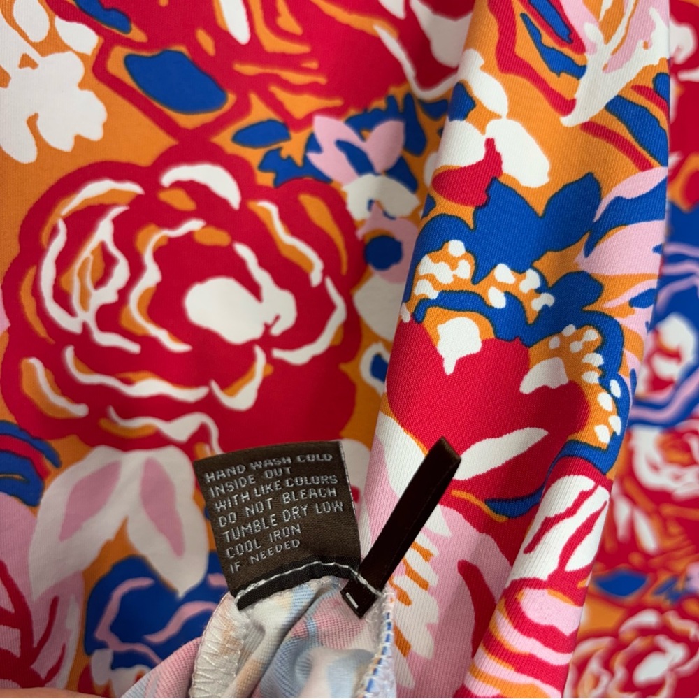 J. MCLAUGHLIN Top Signature Catalina Cloth Floral Signature Tee - Picture 4 of 5
